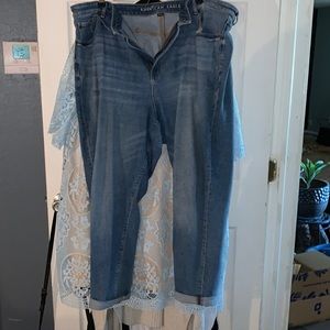 American Eagle Stretch High Rise Mom Jeans Plus